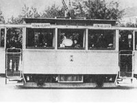 Prvi električni tramvaj u Zagrebu, proizveden u tvornici Ganz - Co. iz Budimpešte. Pušten u promet 18. kolovoza 1910. godine